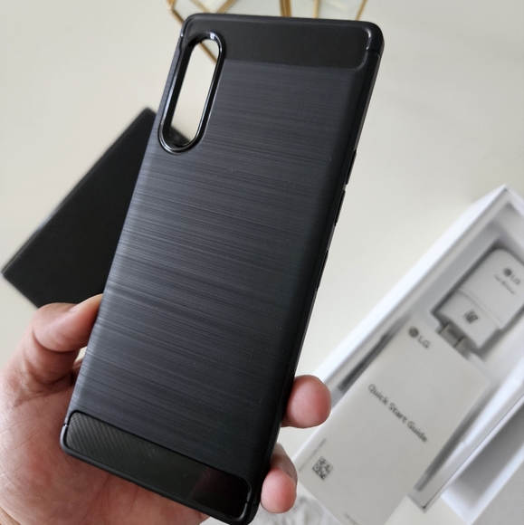 (SOLD) LG Velvet - Picture 5 of 5